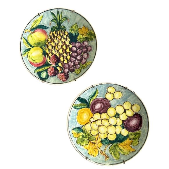 2 Hand Painted Ceramic Wall Plates Made in Spain Featuring Grapes and Pineapple - Picture 1 of 8